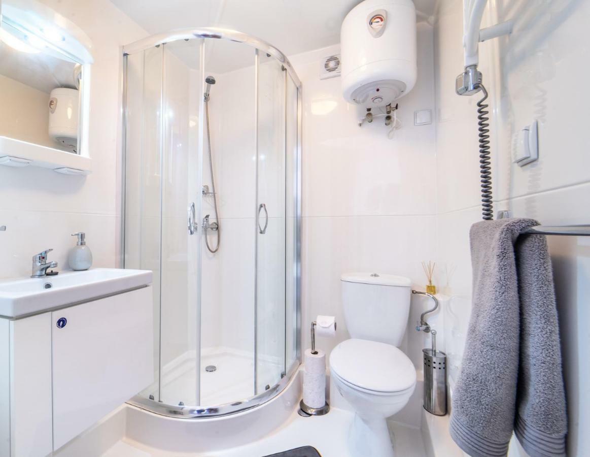 Luxury Dome Retreat Apartment Dudar Екстериор снимка