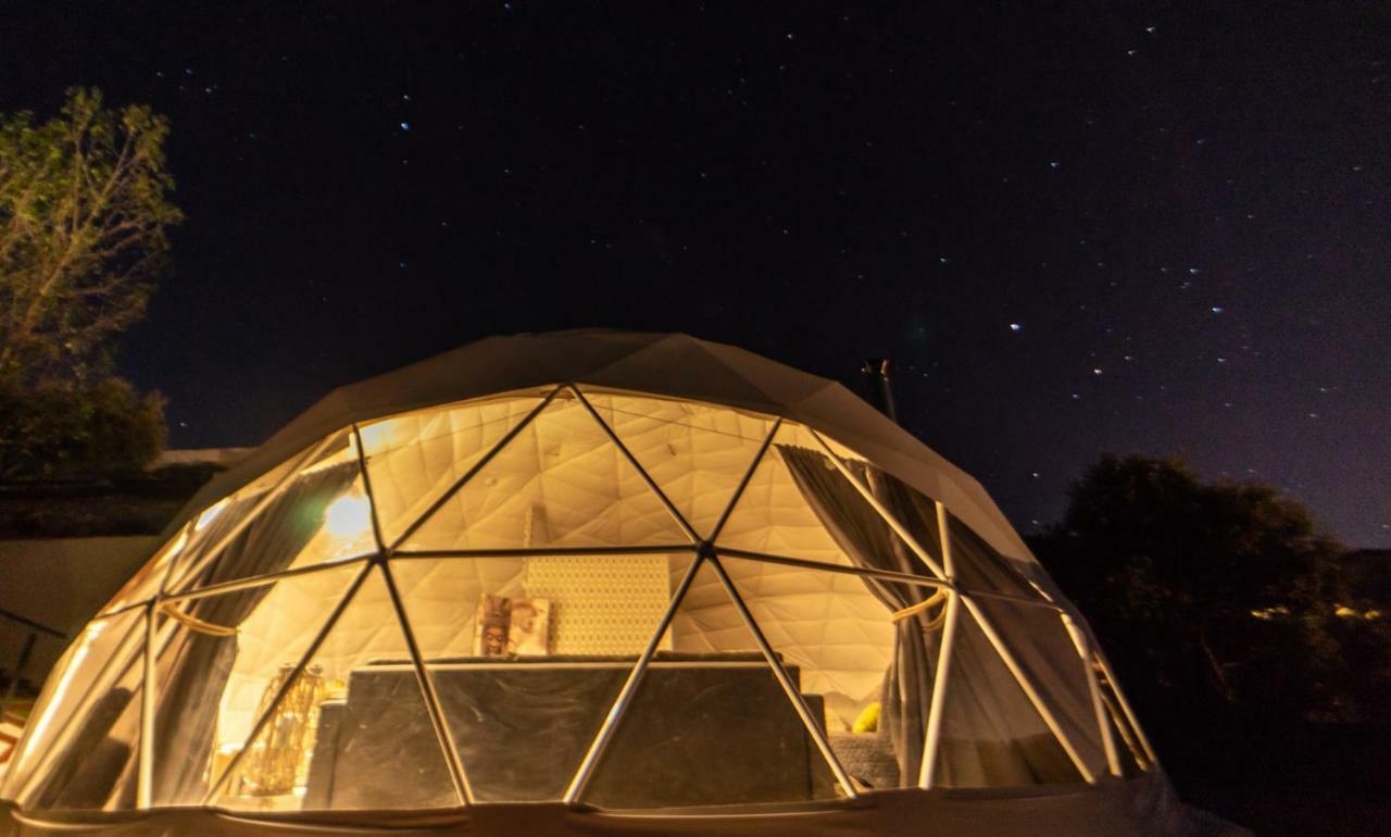 Luxury Dome Retreat Apartment Dudar Екстериор снимка