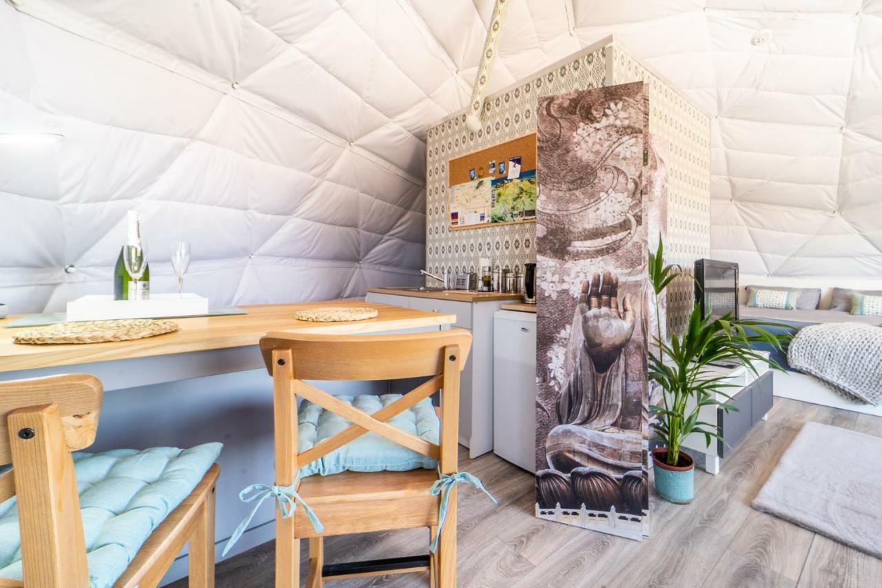 Luxury Dome Retreat Apartment Dudar Екстериор снимка